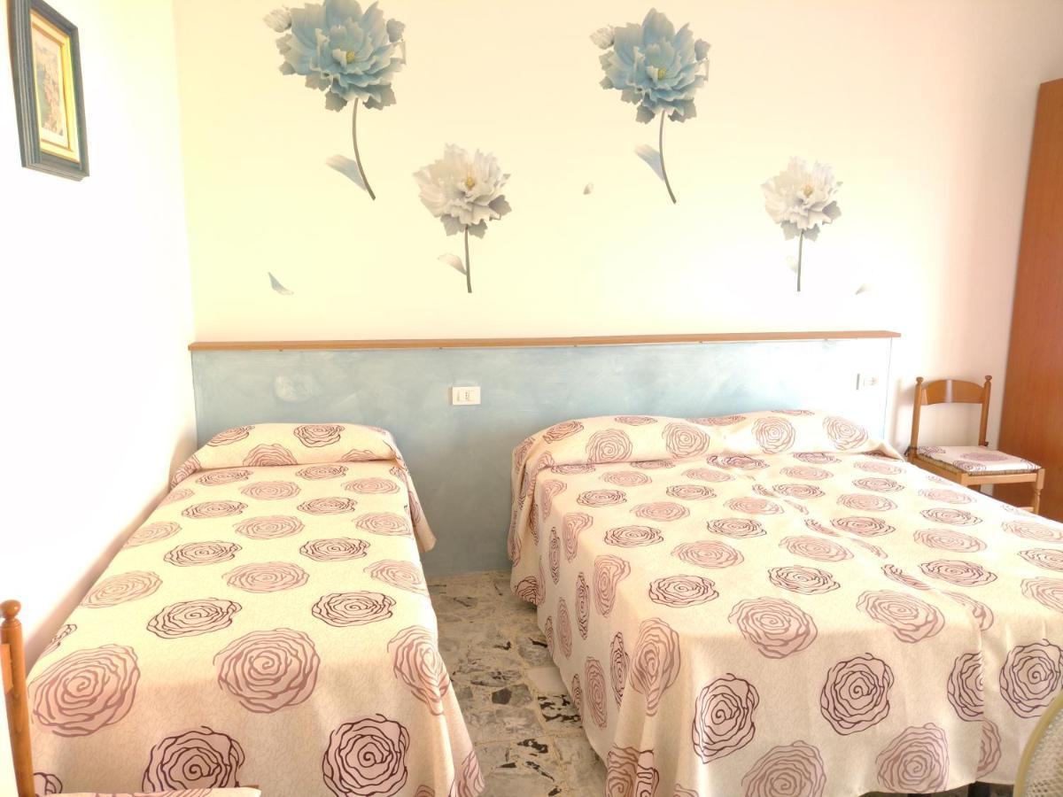 Appartamento Casa Fronte Mare Ventimiglia Esterno foto
